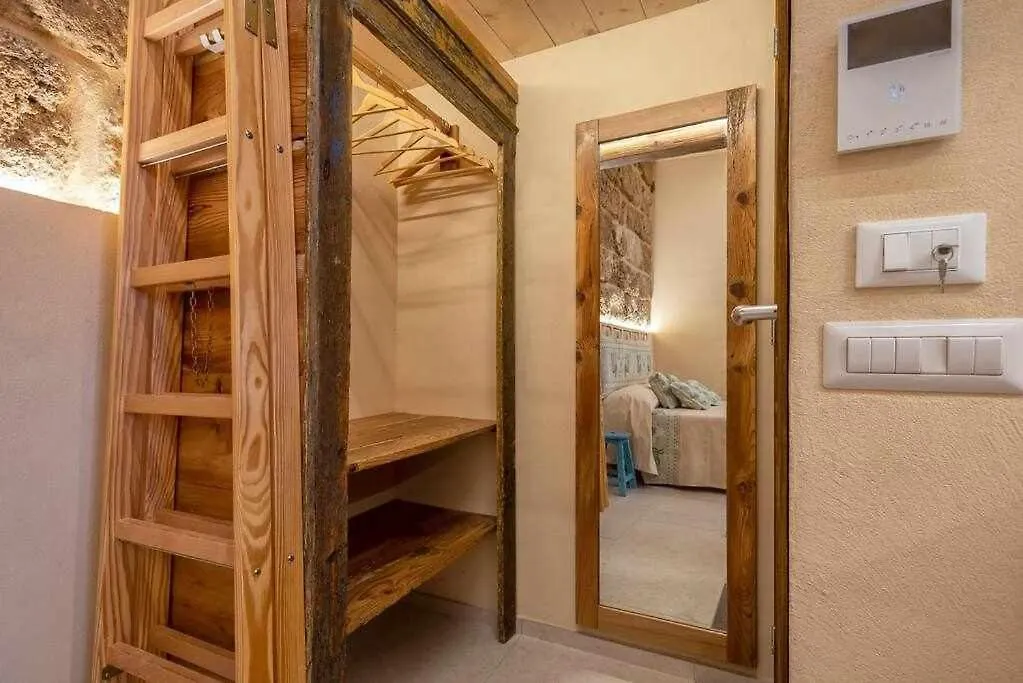 Suite Zaccariaexclusive Suite W Private Entrance Alghero Appartamento