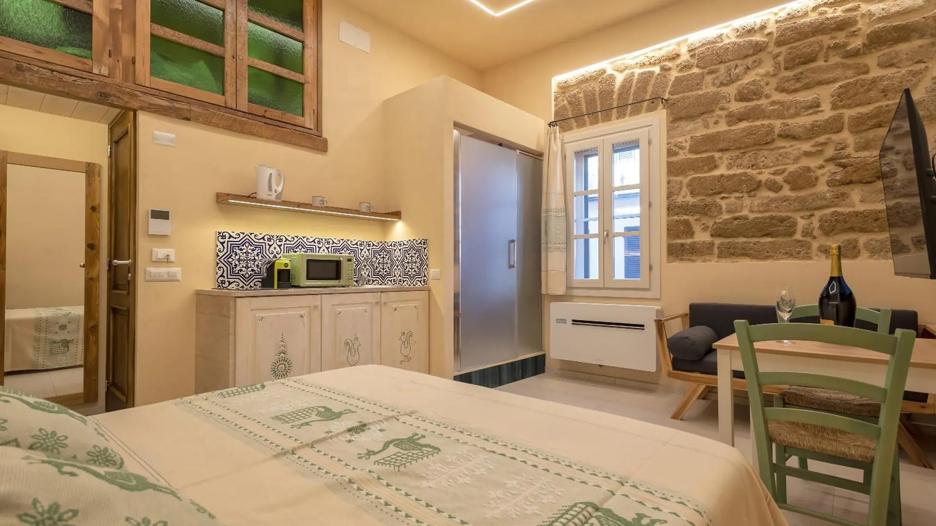 Suite Zaccariaexclusive Suite W Private Entrance Alghero Italia