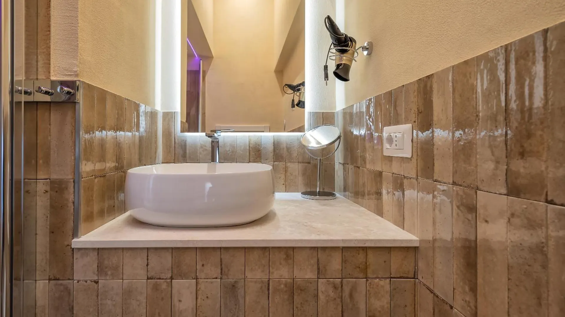 Appartamento Suite Zaccariaexclusive Suite W Private Entrance Alghero Italia