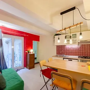 Joivy Cosy Flat In The Centre , Genova Italia